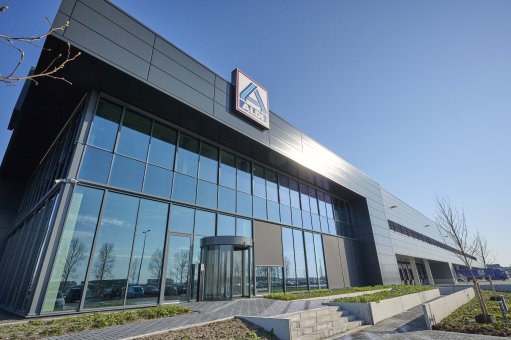 Dak- en wandbekleding Aldi distributiecentrum in Groningen