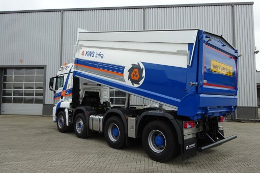Rearward and semitrailer tippers