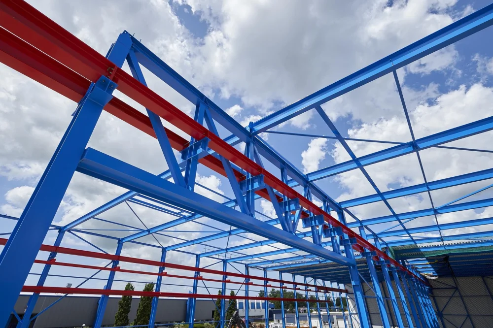 Staalconstructie assemblagehal Kampstaal