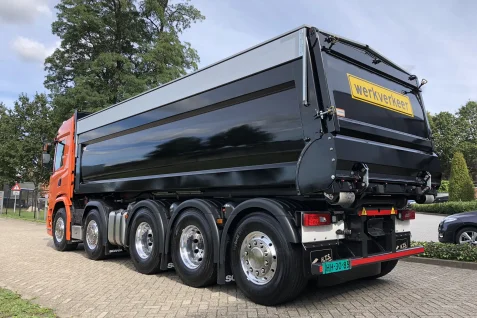 Waste disposal tippers