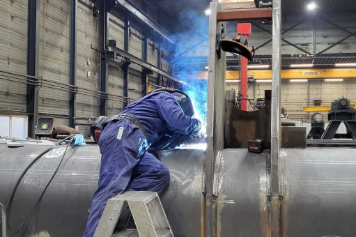Welder production employee MF Emmen