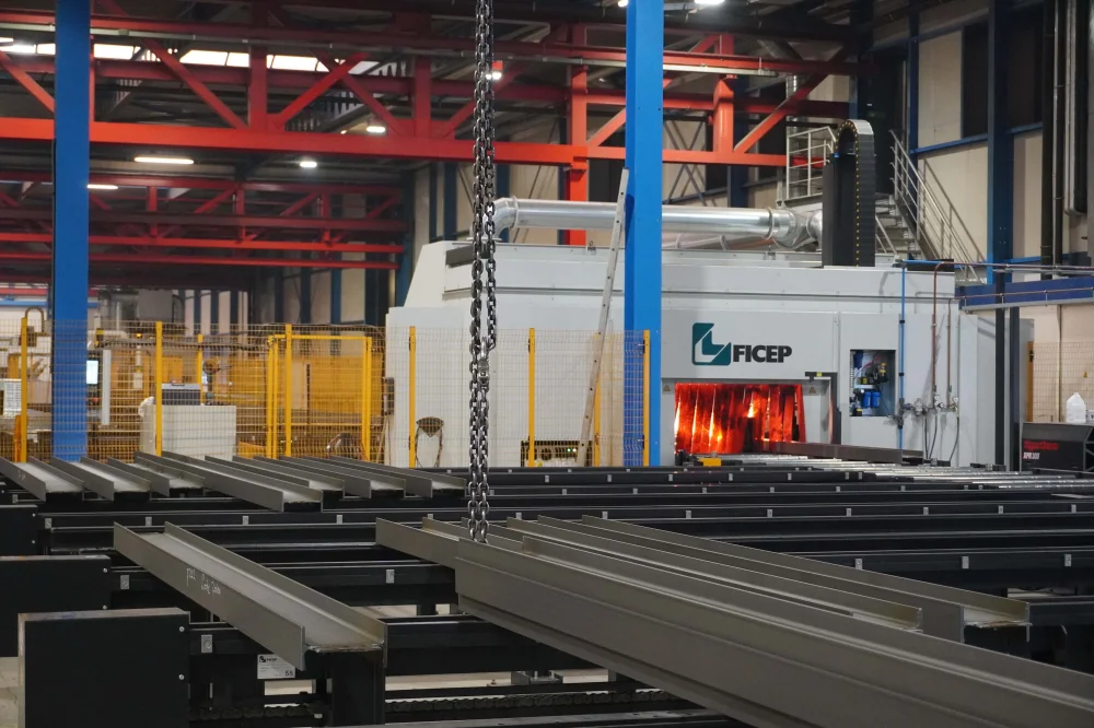 Beam line Kampstaal Machinery