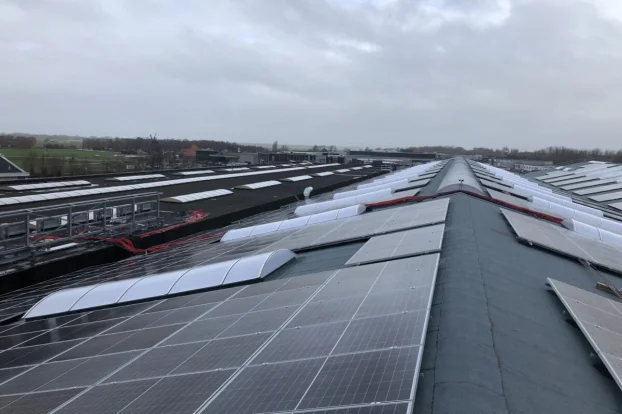 Zonnepanelen De Boer Staal, Uitgeest