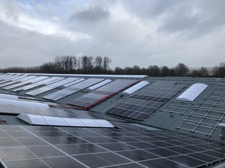 Zonnepanelen De Boer Staal, Uitgeest