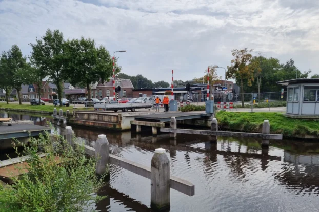 Kerkbrug Nieuw-Amsterdam, Gemeente Emmen