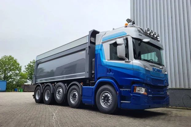 Kipper Jan Bakker Transport Vossebelt