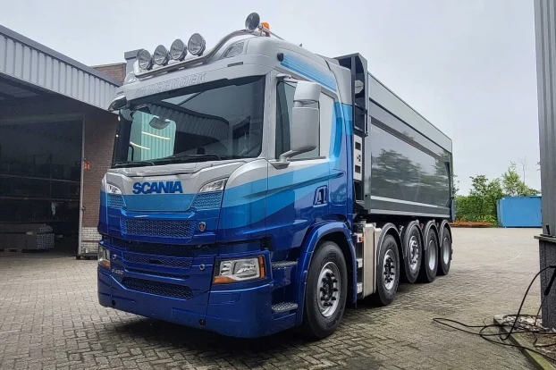 Kipper Jan Bakker Transport Vossebelt